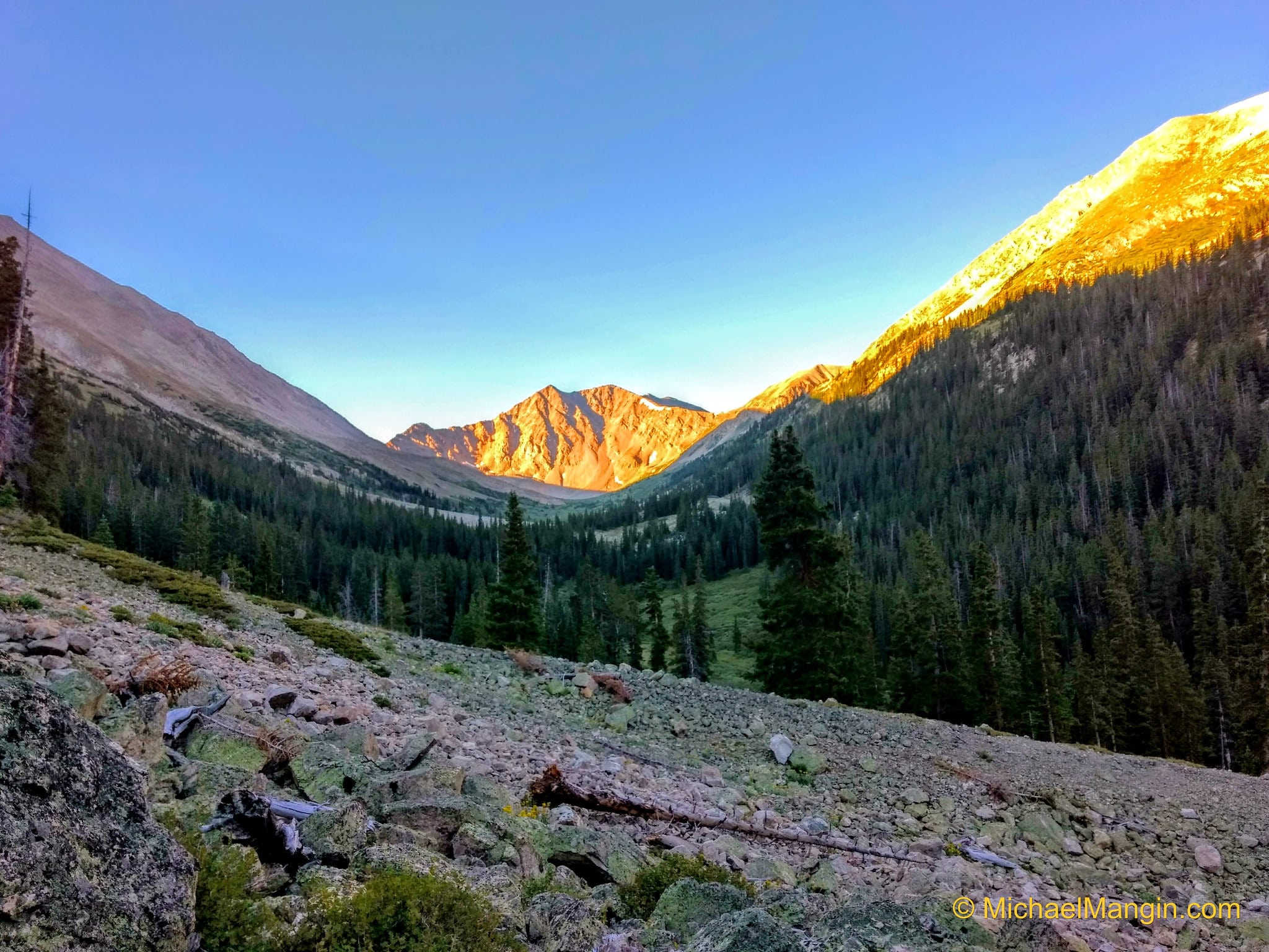 la plata peak at sunrise