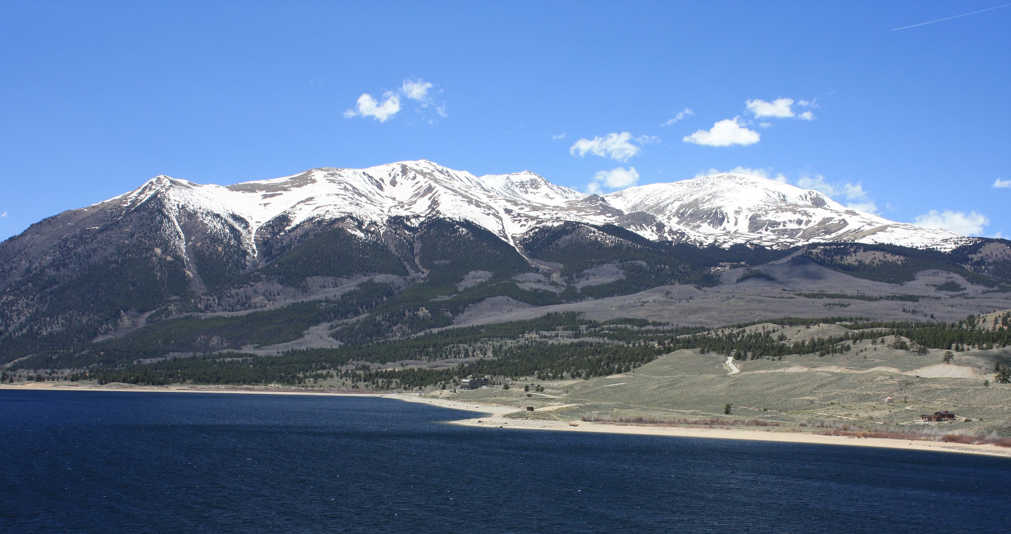 views of mount elbert from twin lakes