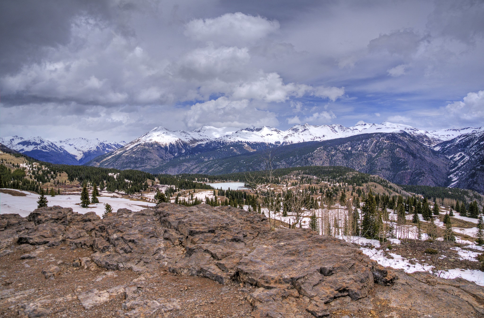 san juan mountains with snow