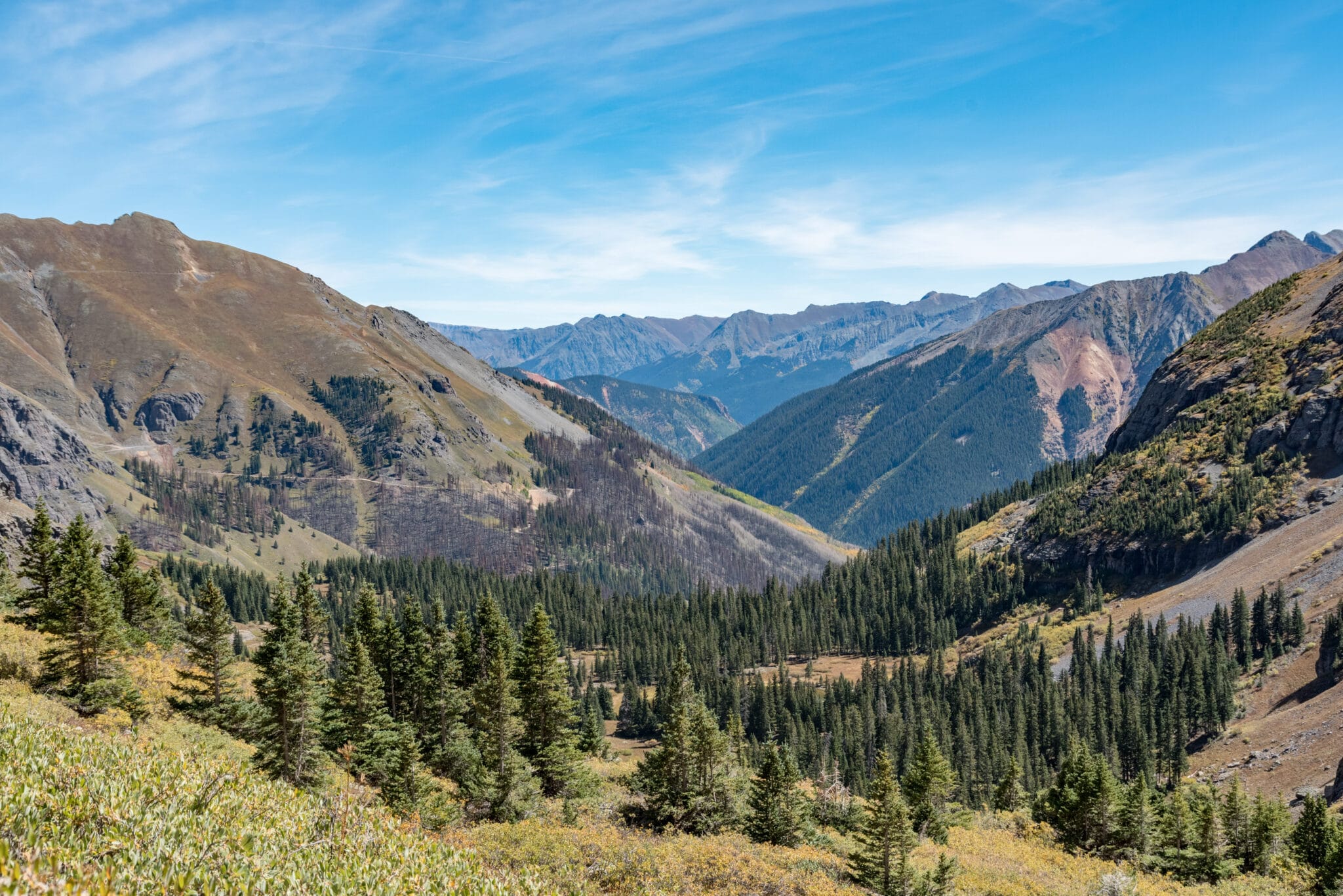 mountain views from the ice lakes trail