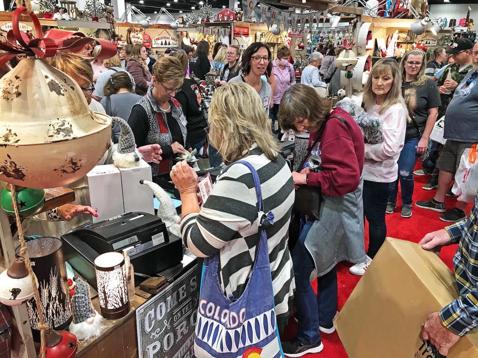 Image of the Denver Colorado Country Christmas Gift Show