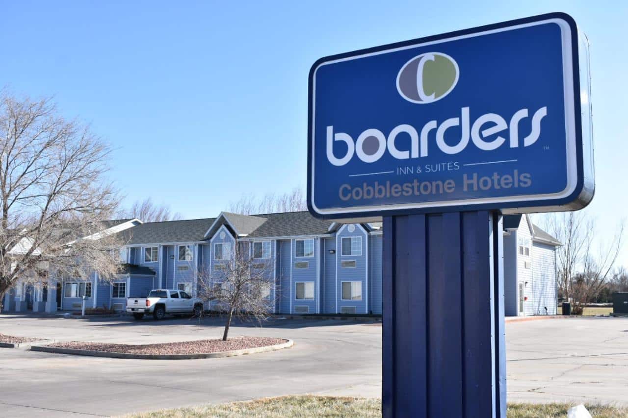 Boarders Inn & Suites by Cobblestone Hotels