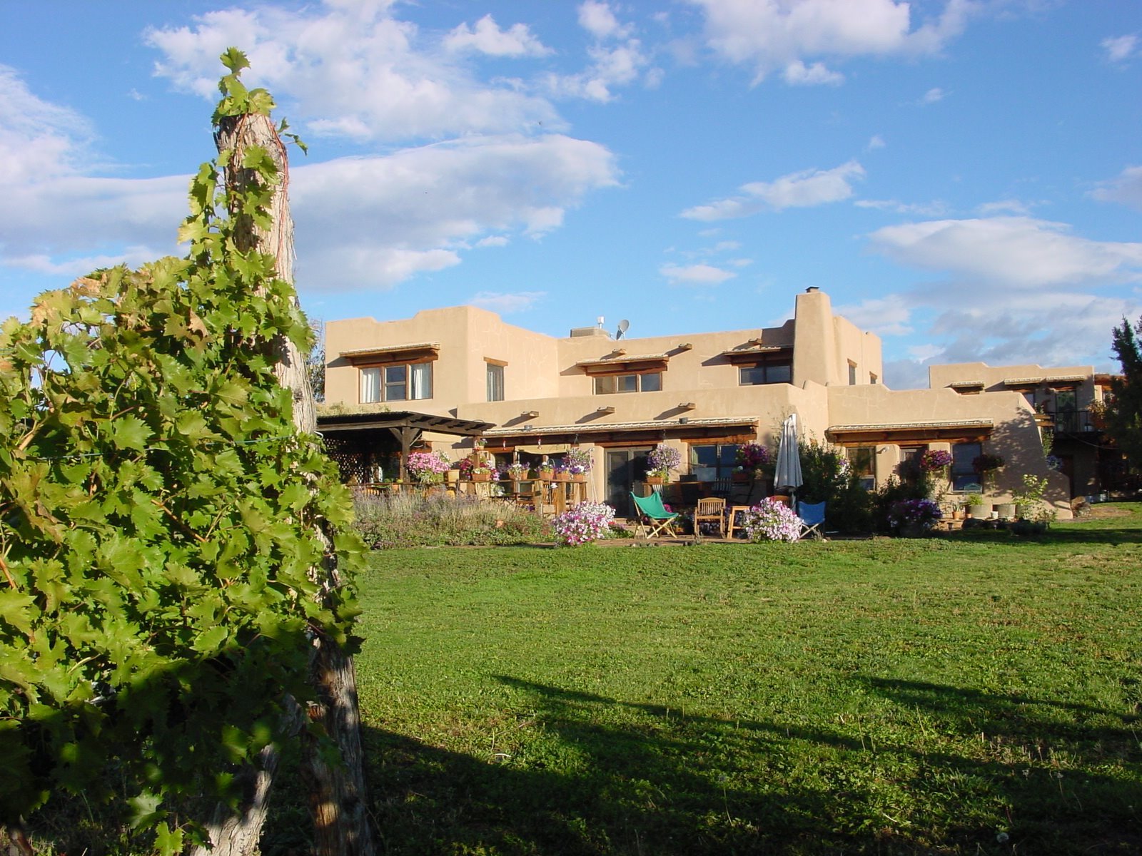 Leroux Creek Inn & Winery, Colorado