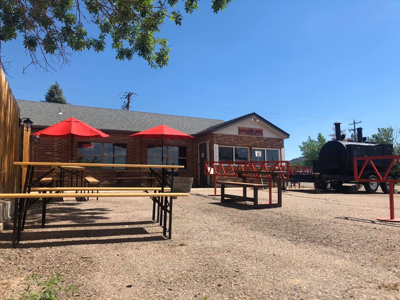 outdoor seating at a BBQ restaurant