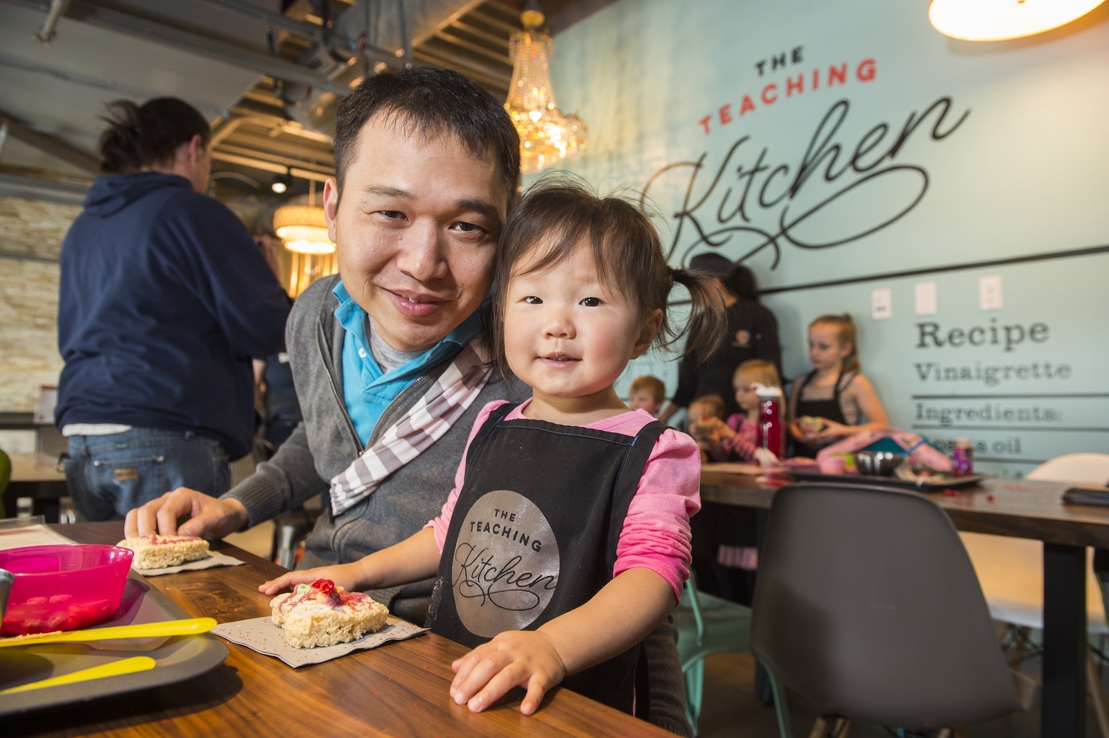 Image of a parent and child in the Teaching Kitchen at the Children's Museum of Denver Marsico Campus in Colorado