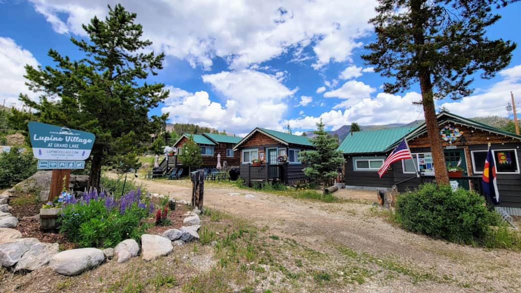 Entrance to cabin rental property