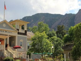 Image of the Chautauqua Dining Hall in Boulder, Colorado