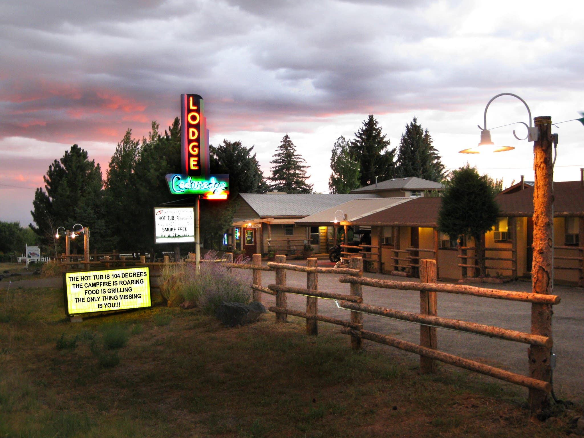 Entrance to Cedaredge Lodge