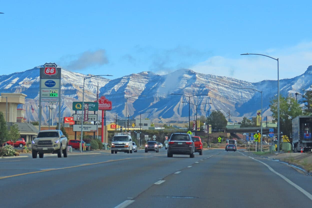 Average snowfall in colorado cities by month uncover colorado