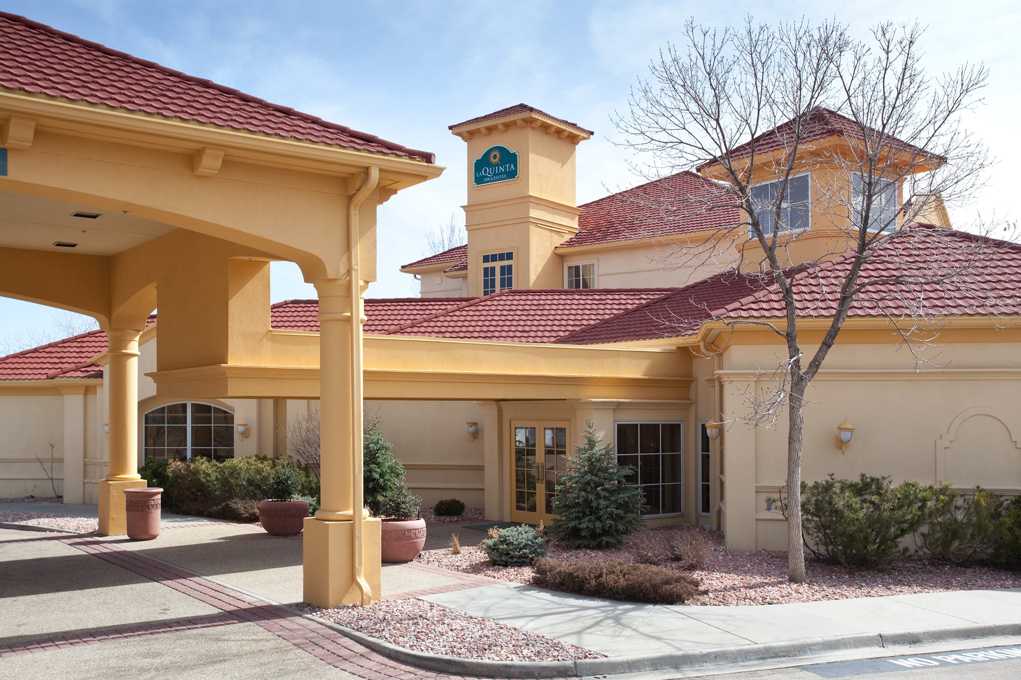 Entrance to hotel