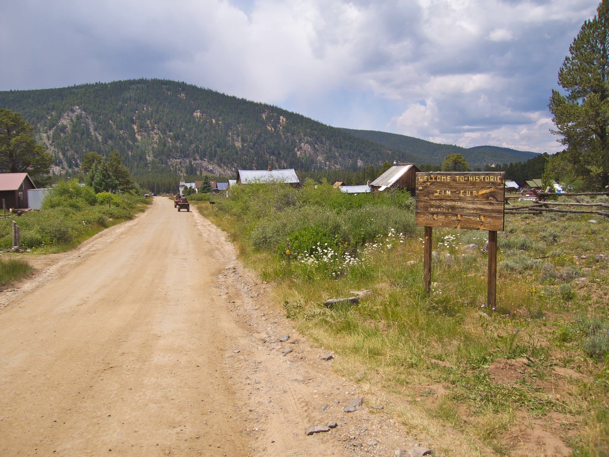 Dirt road heading into abandoned town