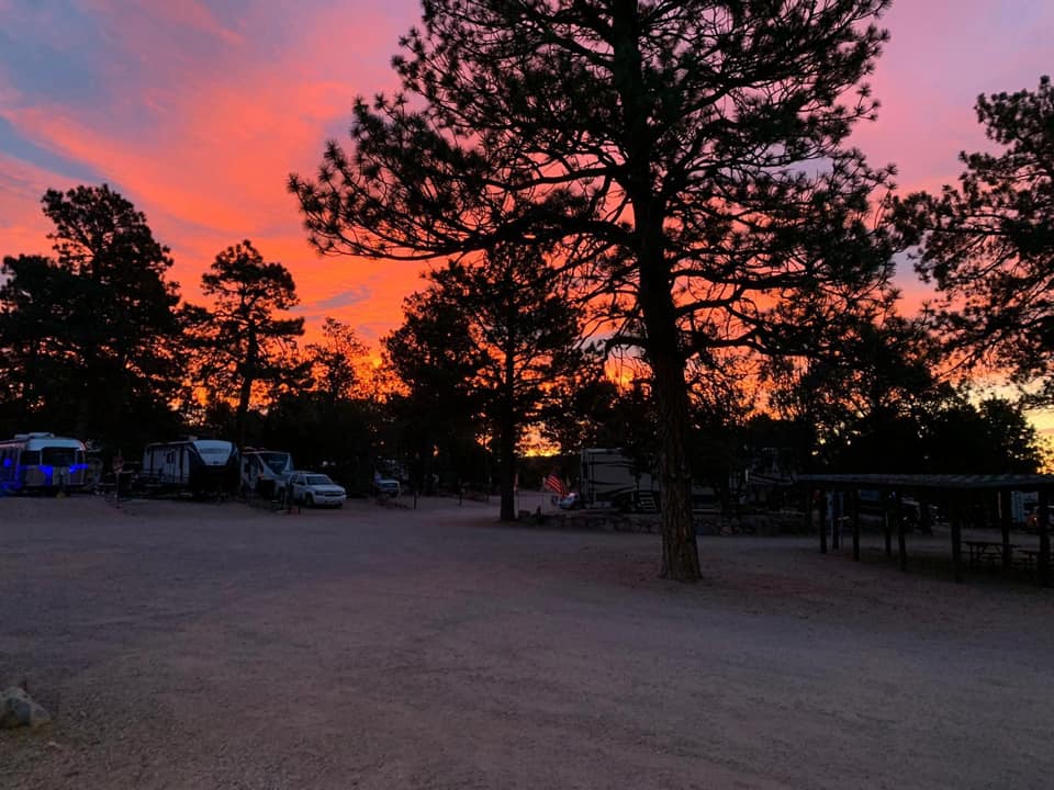 Mountaindale Cabins & RV Resort, Colorado