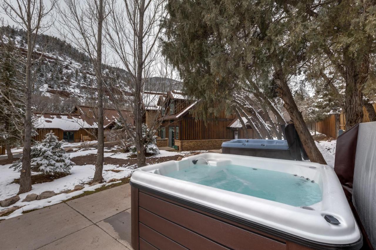 2 outdoor hot tubs at The Bivvi Hostel, Telluride, Colorado