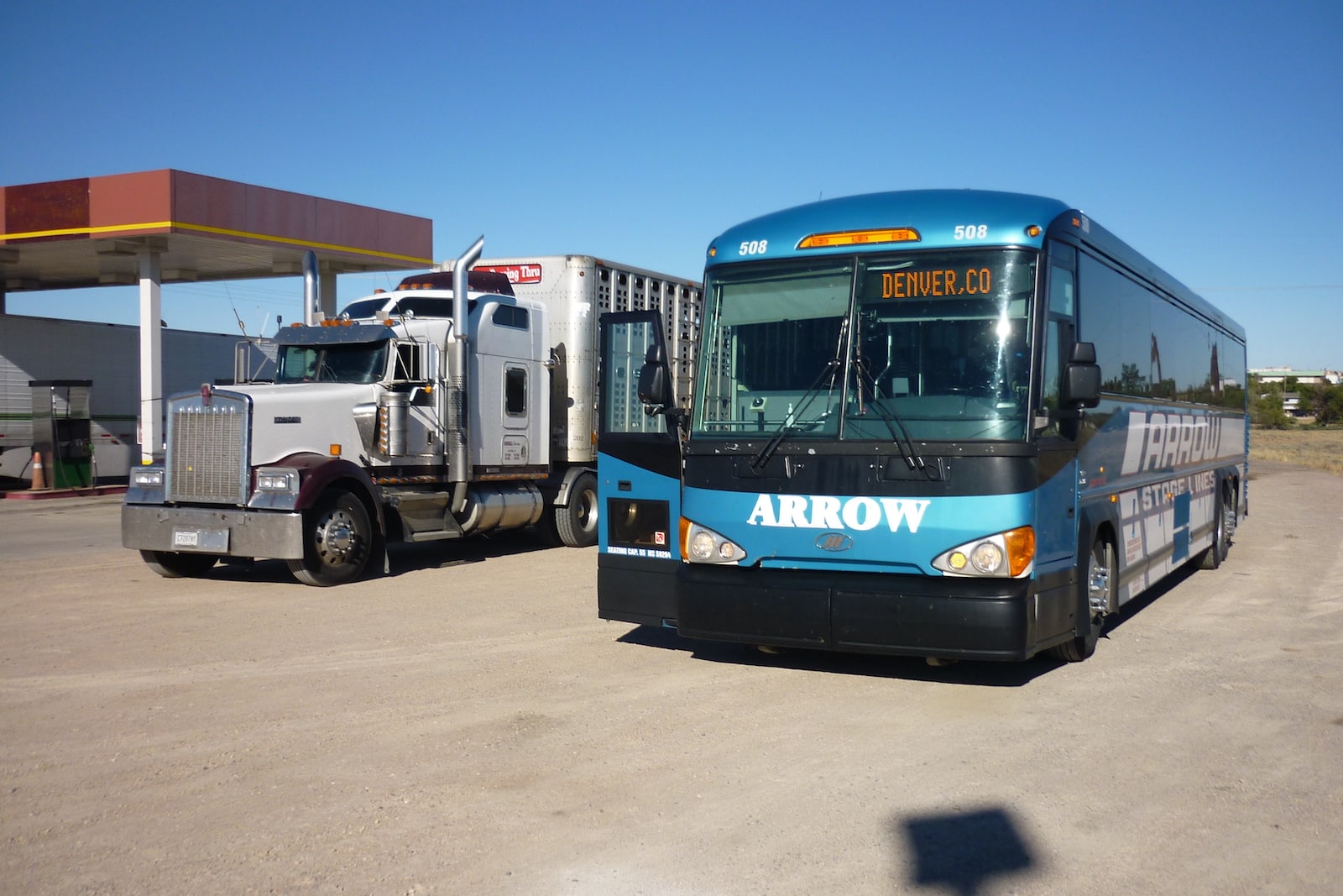 Arrow Stage Lines Bus at a rest stop in Sterling, CO