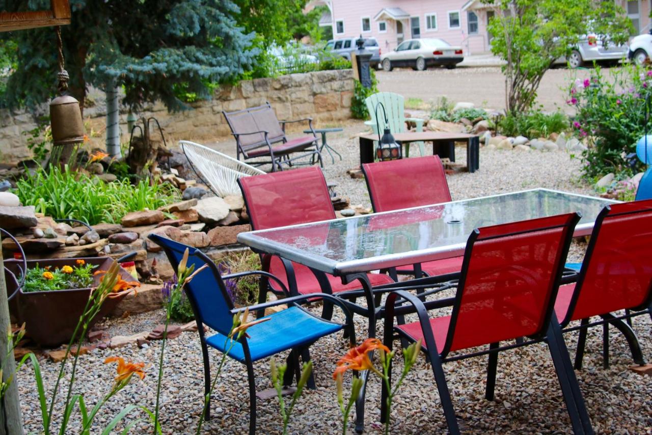 Shared patio at Mancos Inn & Hostel, CO