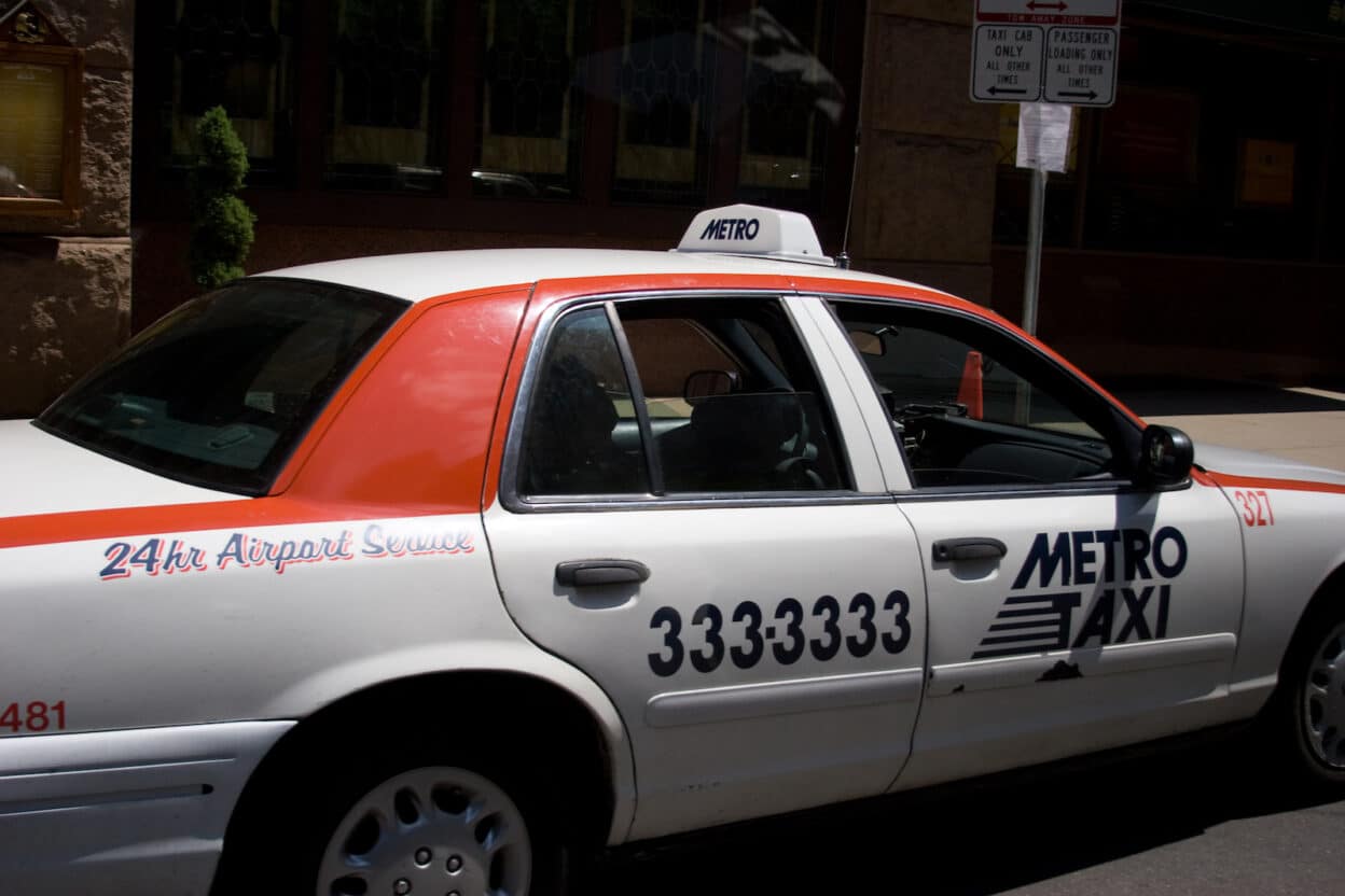 Colorado Shuttles, Taxis & Ride Sharing