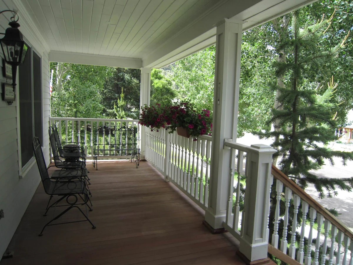 Front porch at the Clipper Inn B&B.