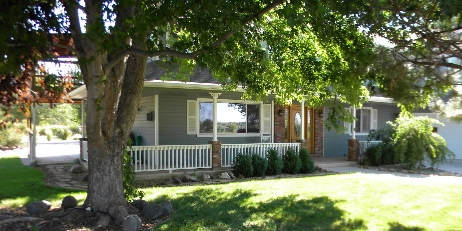 Dancing Moon Bed & Breakfast, Clifton, Colorado