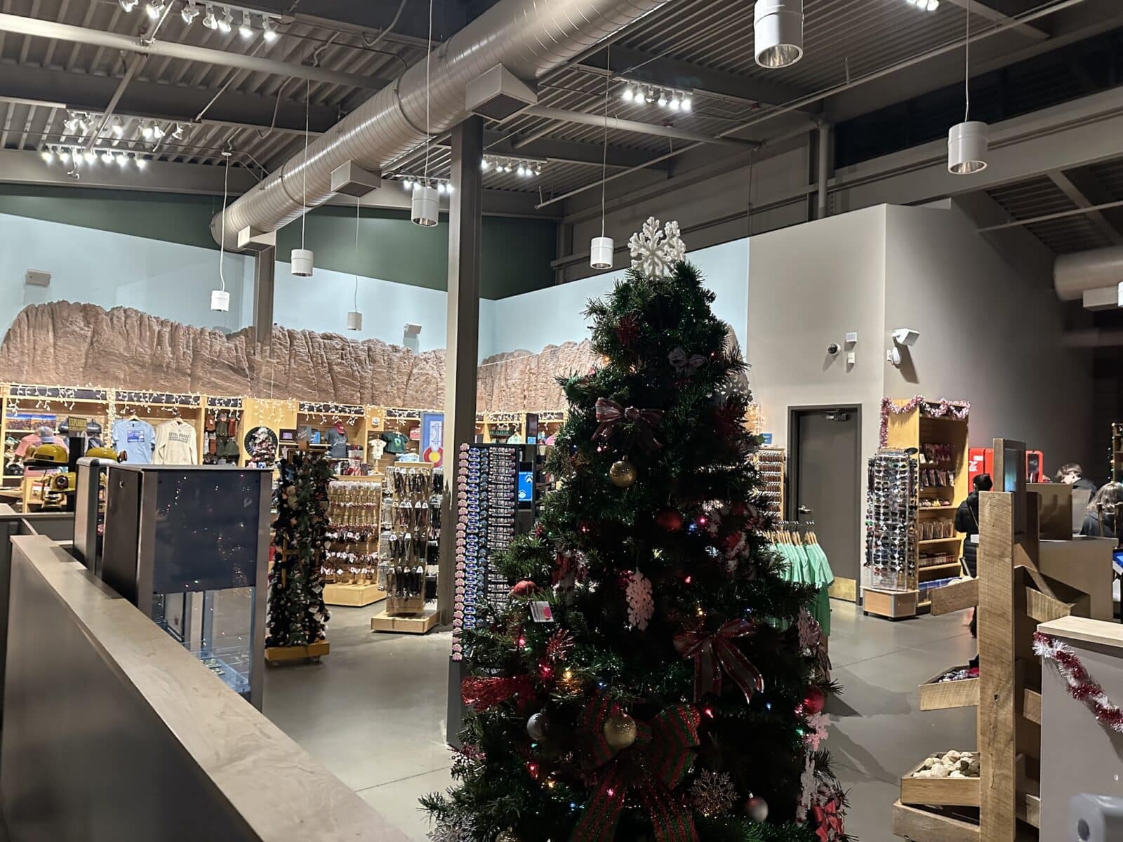 gift shop with a Christmas tree at the Royal Gorge Bridge and Park