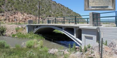 day time photo of the San Luis Bridge in Southern Colorado
