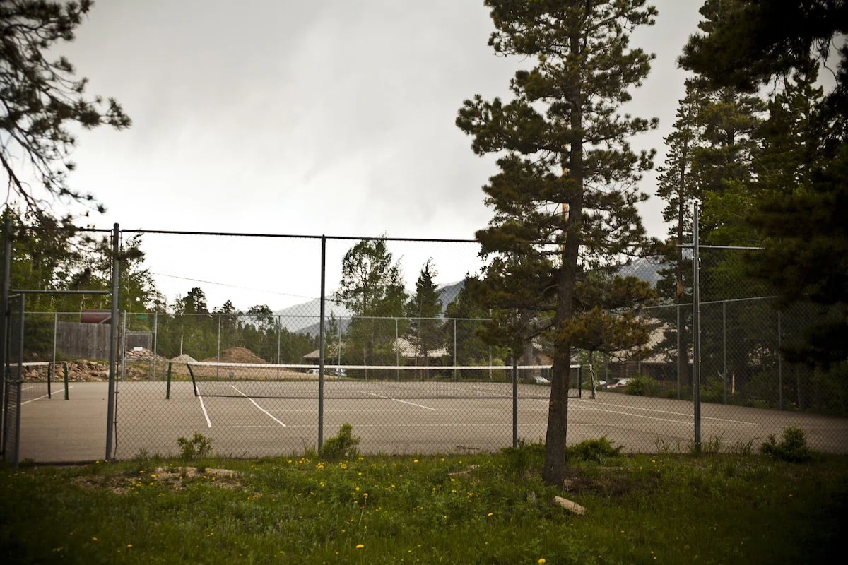 Tennis court at Dao House in Estes Park